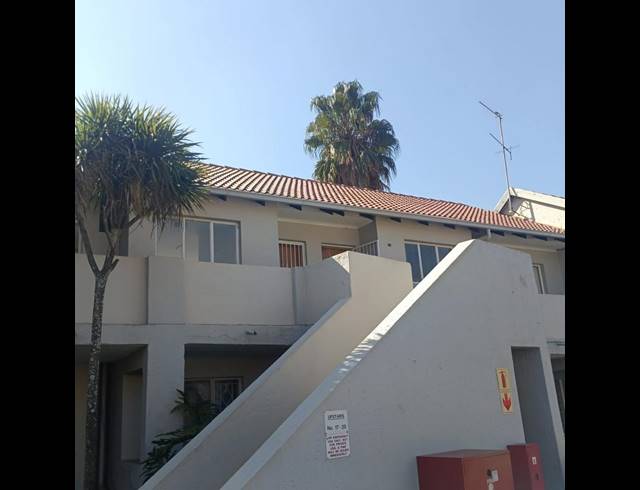 2 BEDROOM TOWNHOUSE FOR SALE IN GLEN MARAIS